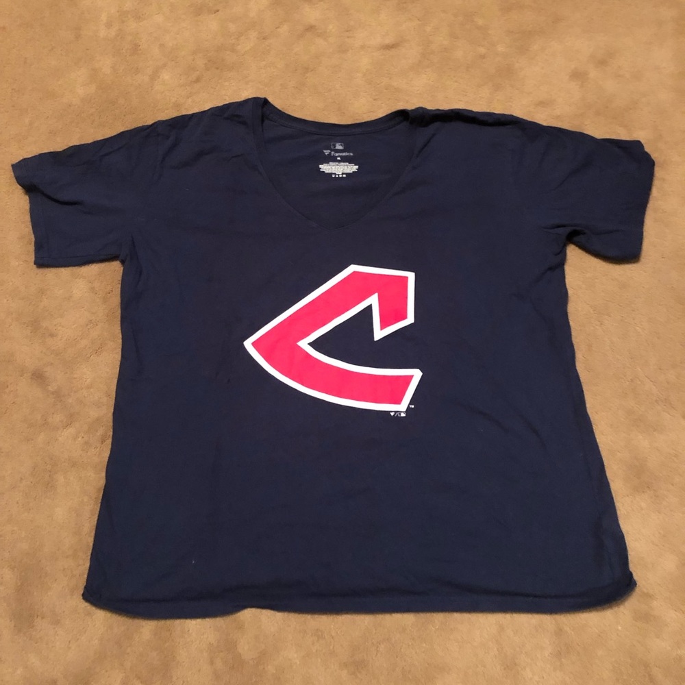Cleveland Indians women shirt “C” XL